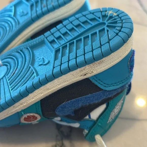 Air Jordan toddler sneakers